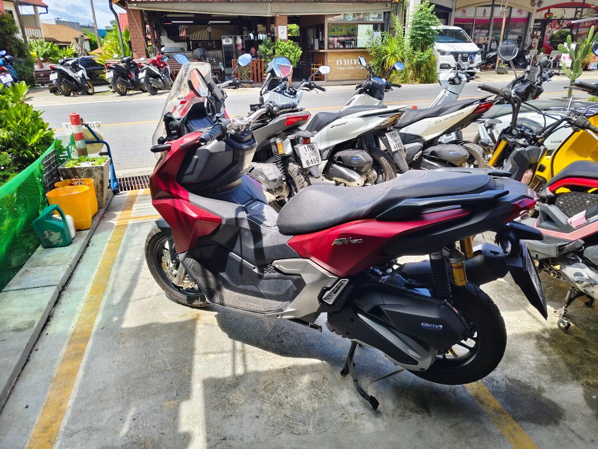 Honda ADV 160cc for rent