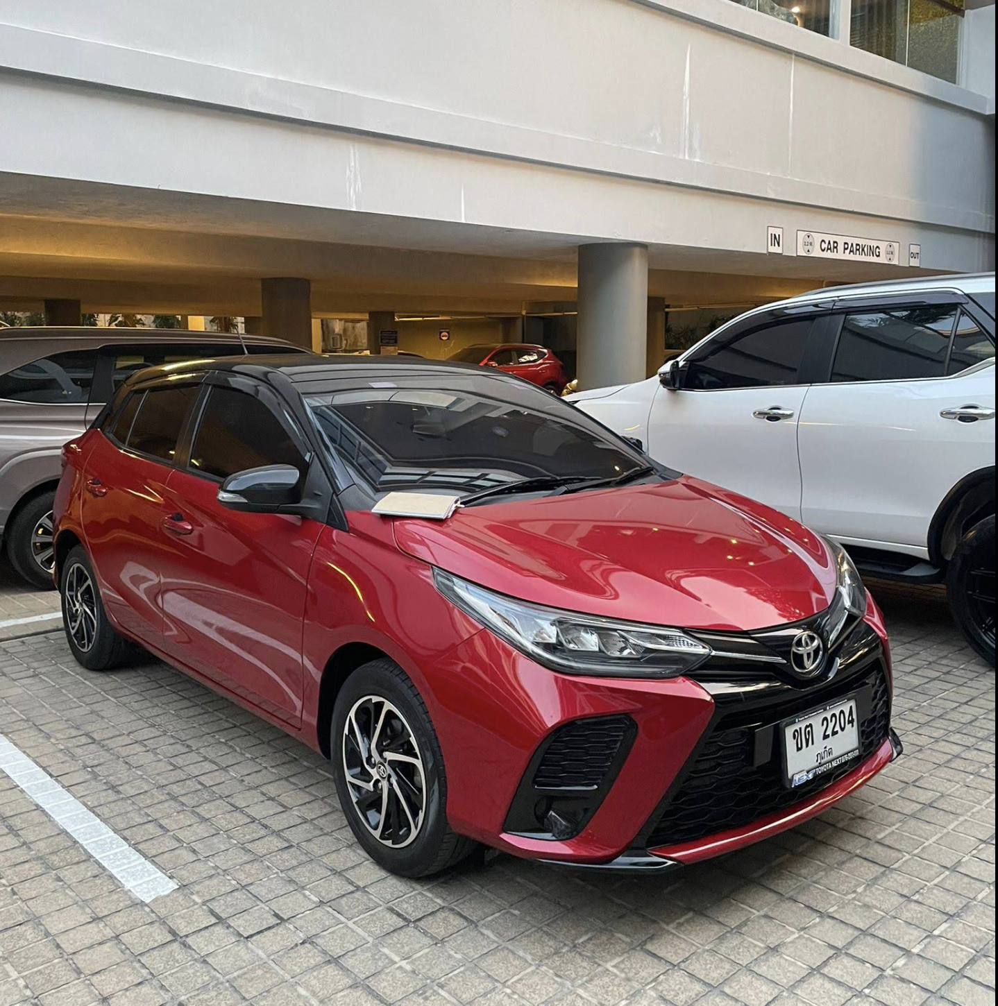 Daily car rent phuket