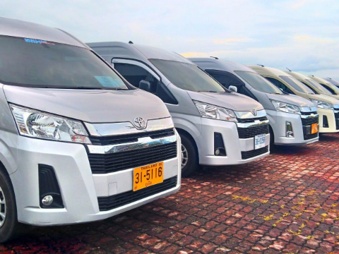 Daily minivan rent in Phuket (Hyundai H-1)