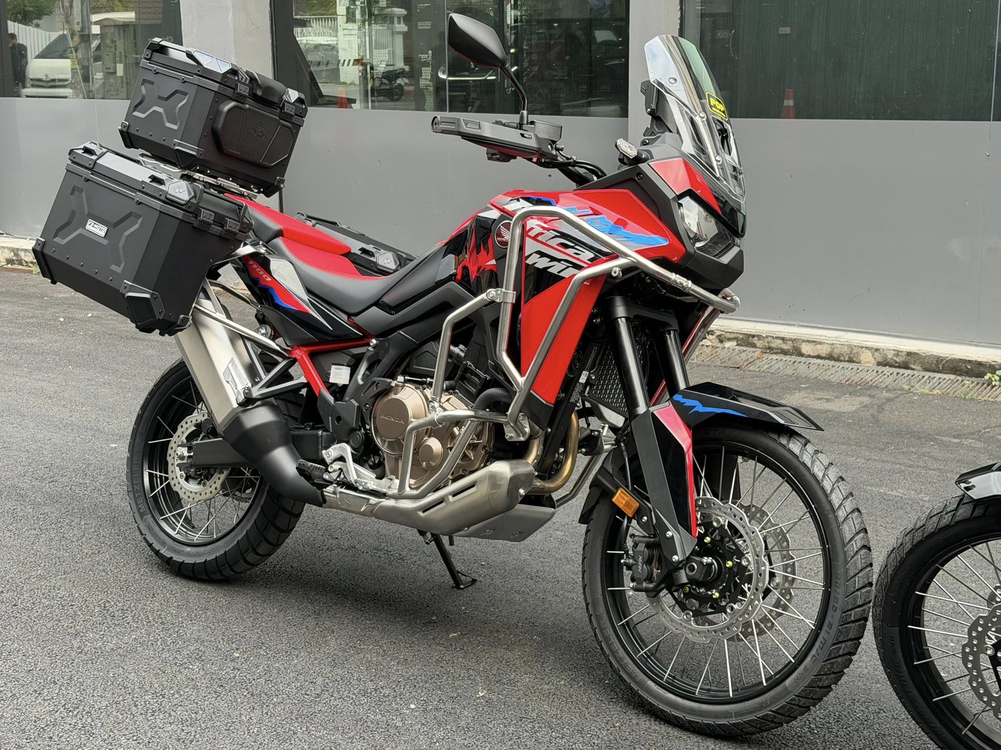 Kawasaki Versys 650 2023 TFT for rent