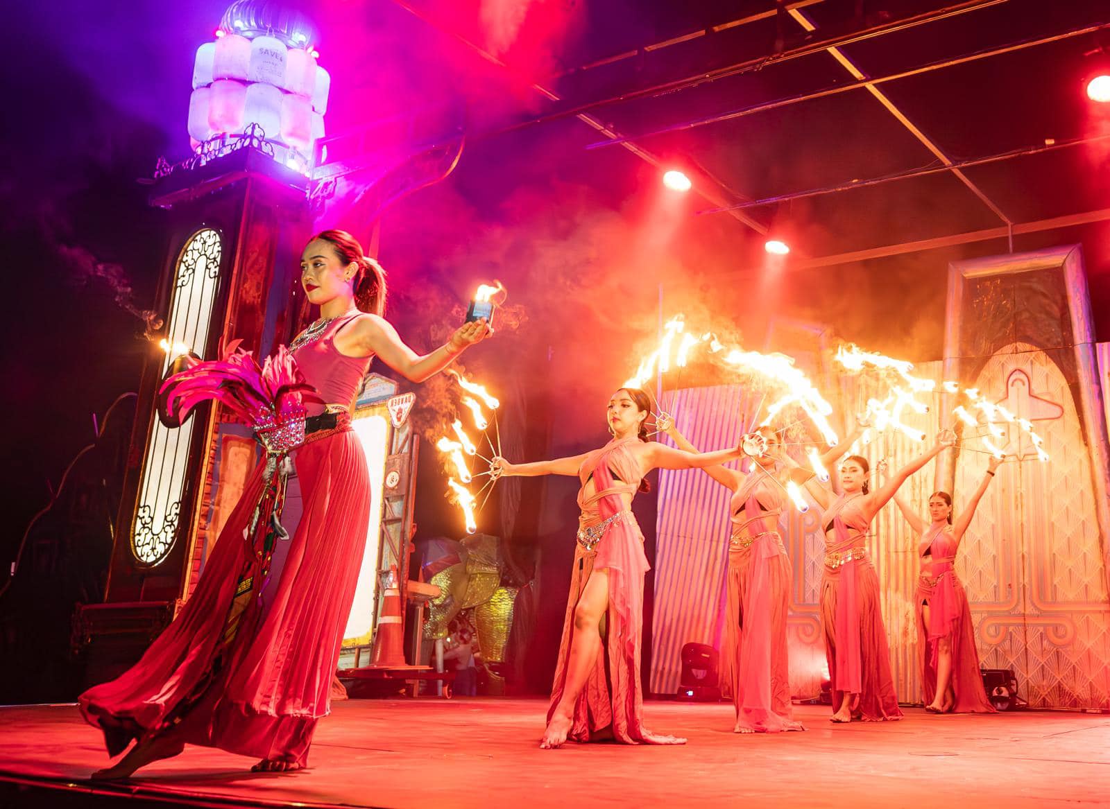 Junkyard Theatre Show Phuket