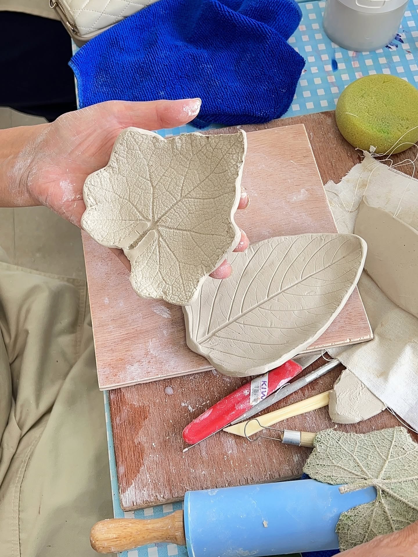 Pottery & Ceramic Painting Workshop Experience in Phuket Old Town