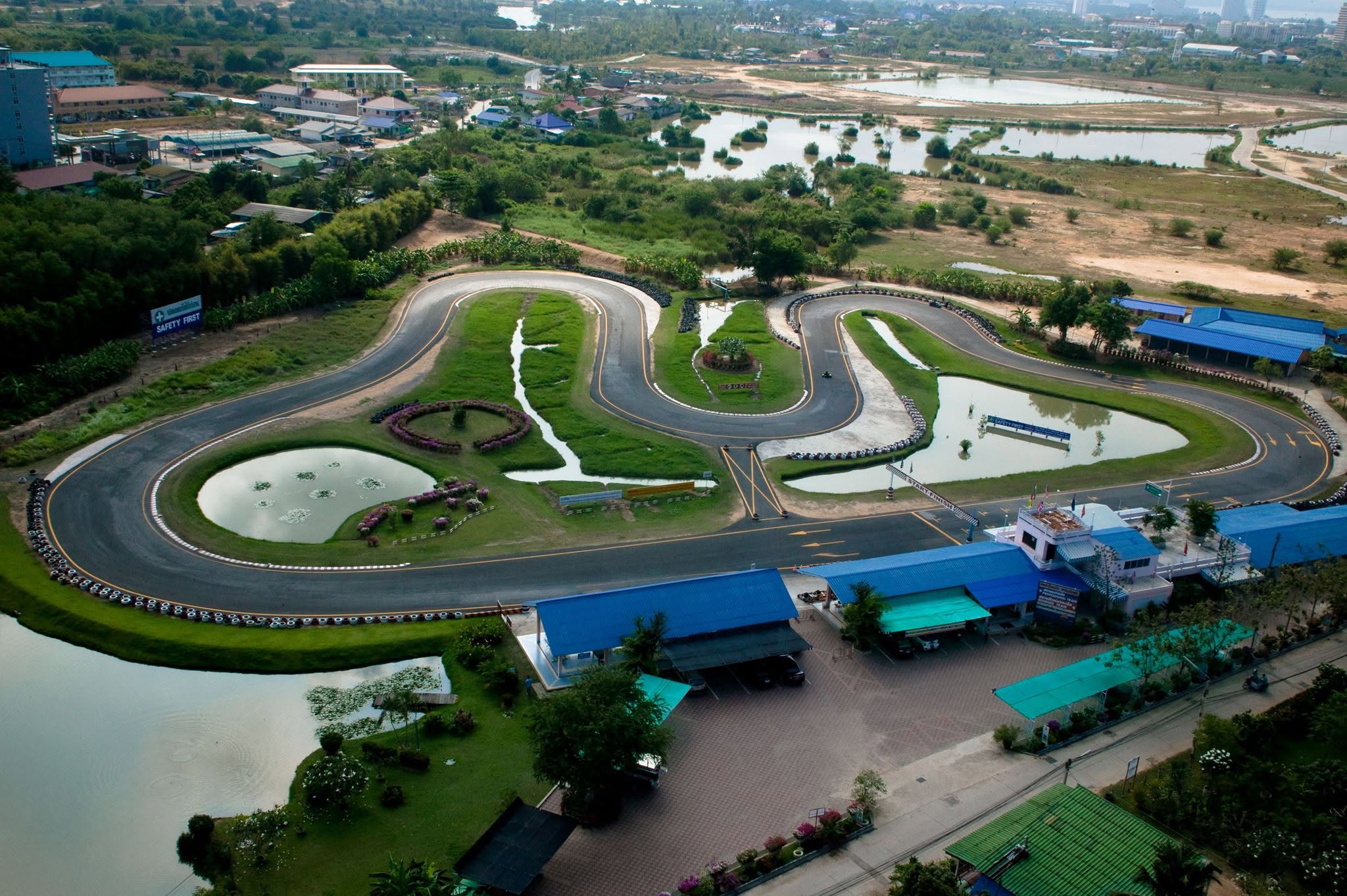 Pattaya Kart Speedway Go-Kart Experience Beginner & Professional Tracks