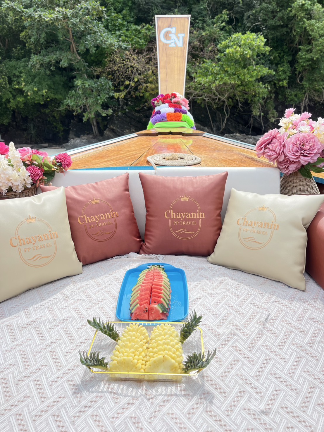 Phi Phi Private Luxury Longtail Boat Tour: Half/Full Day Island Experience