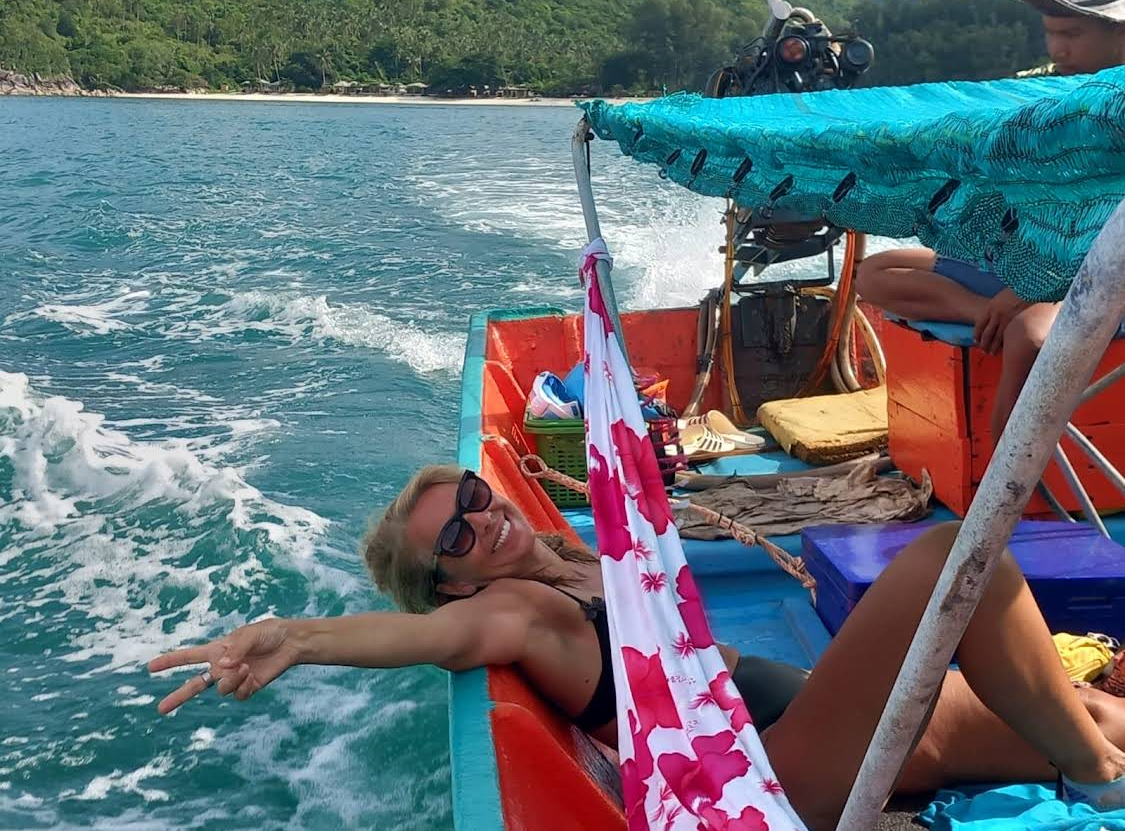 Koh Pha-Ngan Snorkeling Trip by Local Longtail Boat