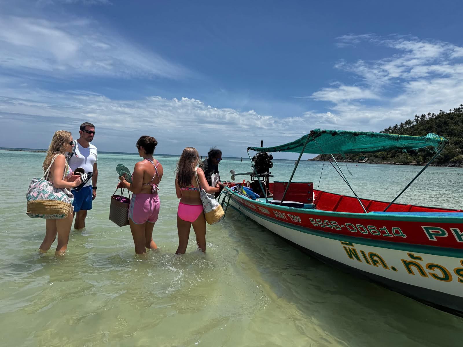 Koh Pha-Ngan Snorkeling Trip by Local Longtail Boat