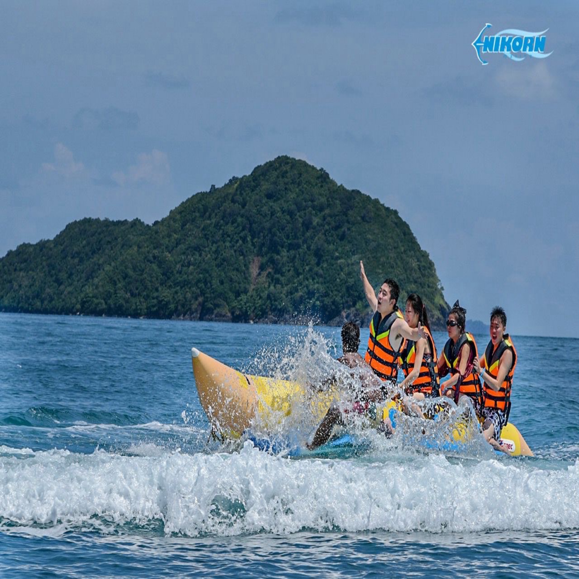 Racha & Coral island tour with catamaran 