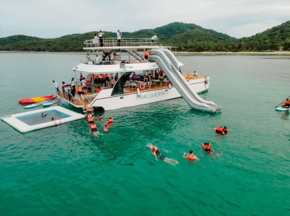 Exclusive Party Trip by Catamaran with Samui Journey 