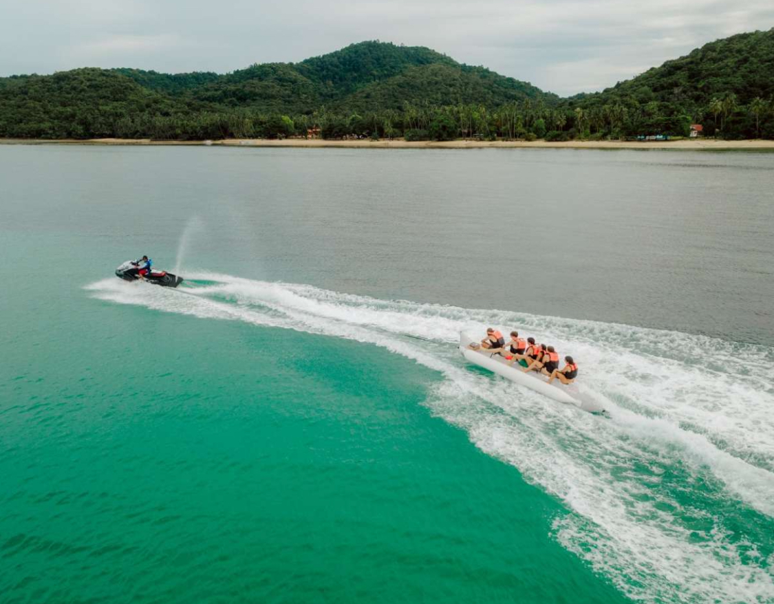 Exclusive Party Trip by Catamaran with Samui Journey 