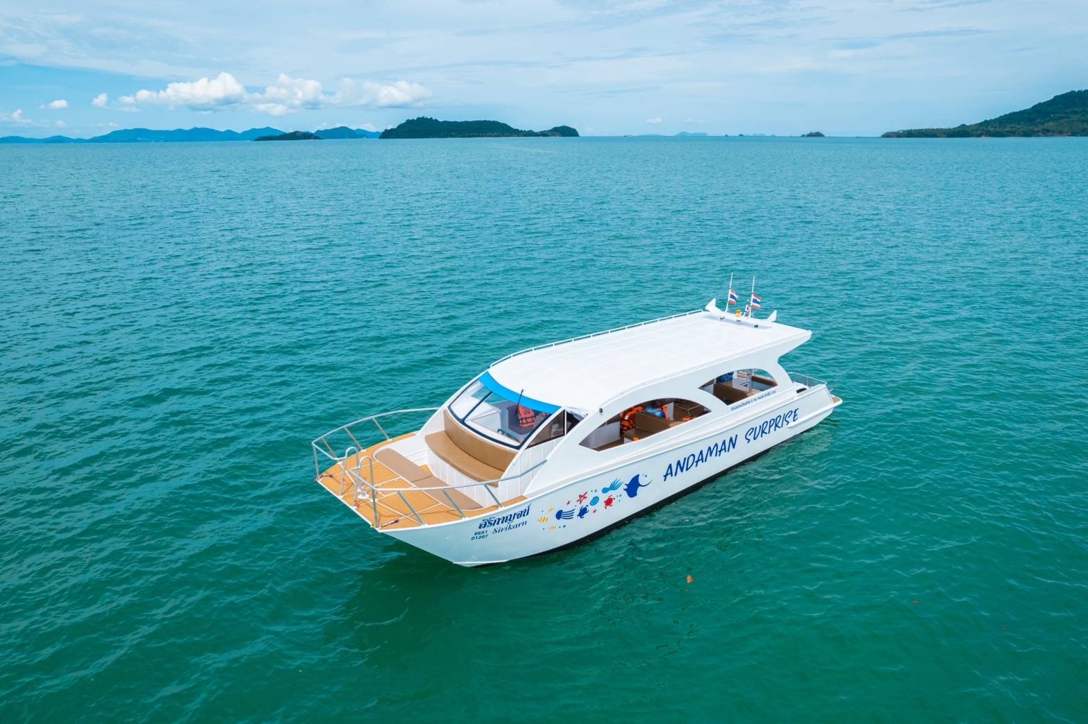Premium James Bond & Koh Panyee Islands tour with speed catamaran. Max 30 people