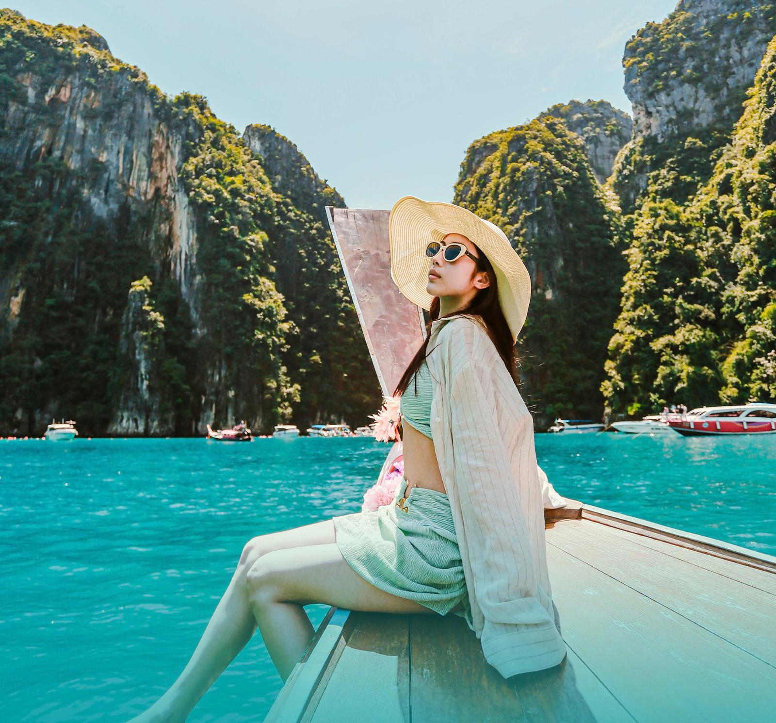 Sunset Phi Phi, Maya Bay, Khai tour by Speed Catamaran