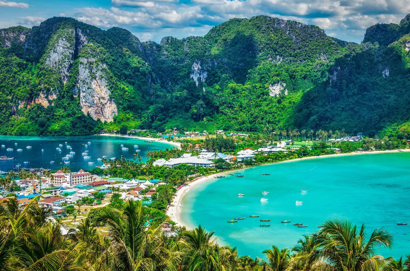 Early Bird Trip - Phi Phi Island Viewpoint, Maya Bay