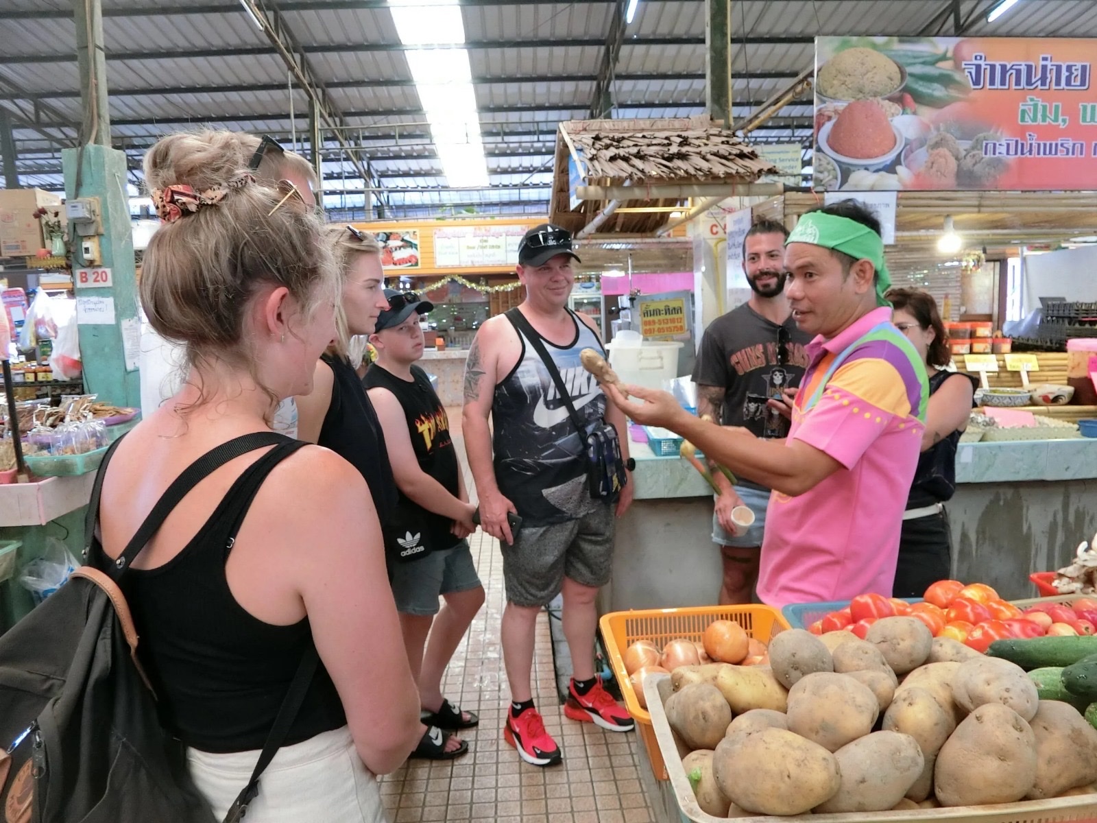 Wooddy Kitchen Thai cooking class (Halfday)