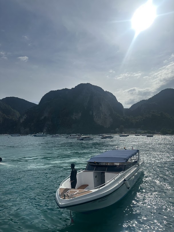 Discover Phuket’s Most Beautiful Islands by Private Speedboat