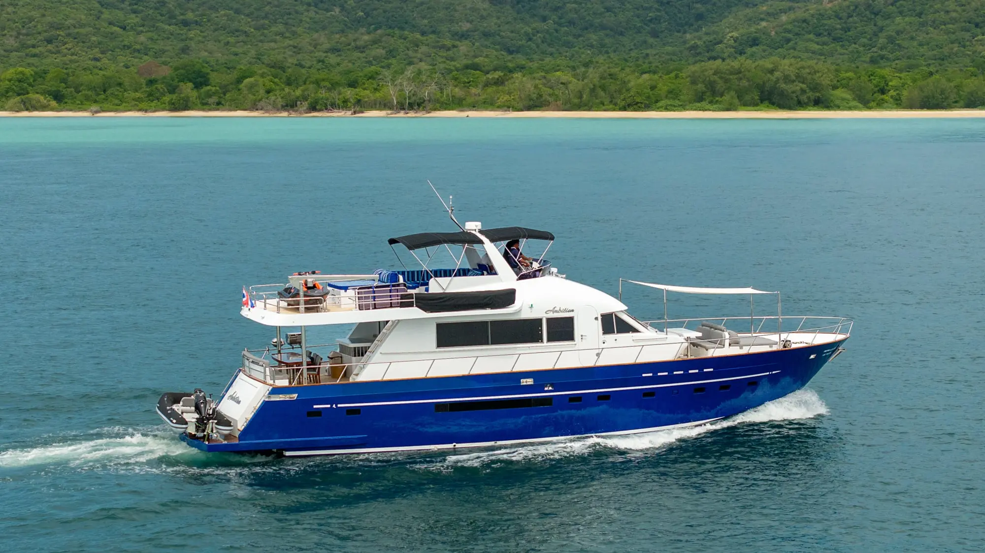 Pattaya 3 Islands Luxury Yacht Charter aboard Ambition (Tarquin 66ft)