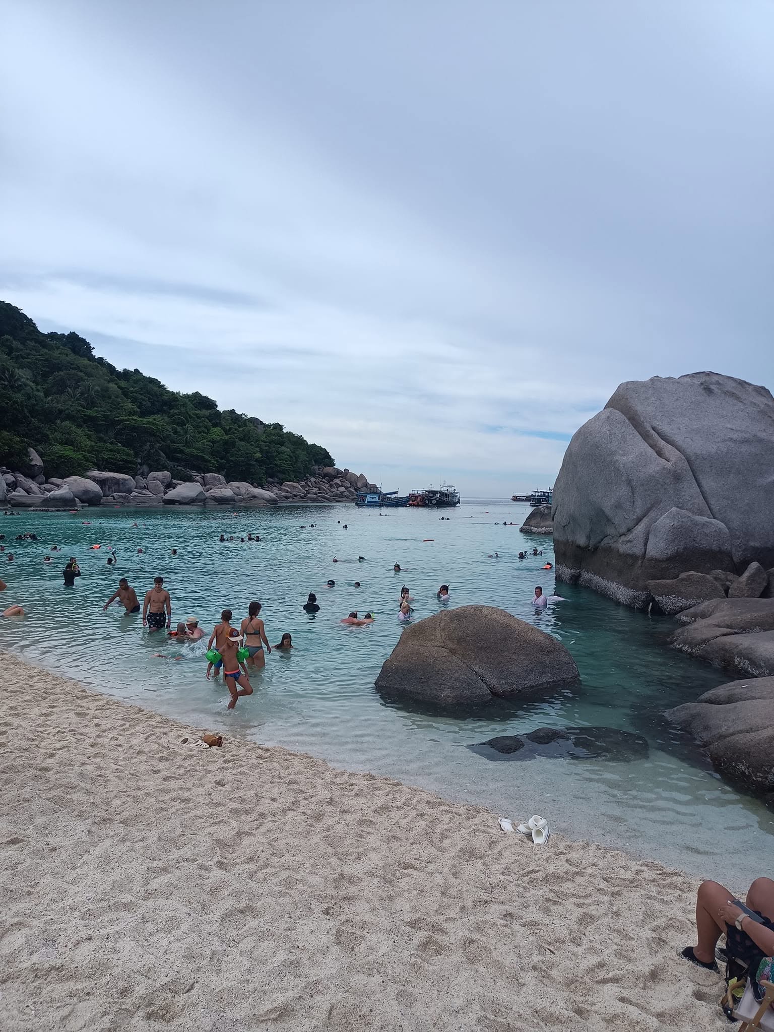 Koh Tao Semi-Private Snorkeling Adventure with BBQ and Sunset Cocktails