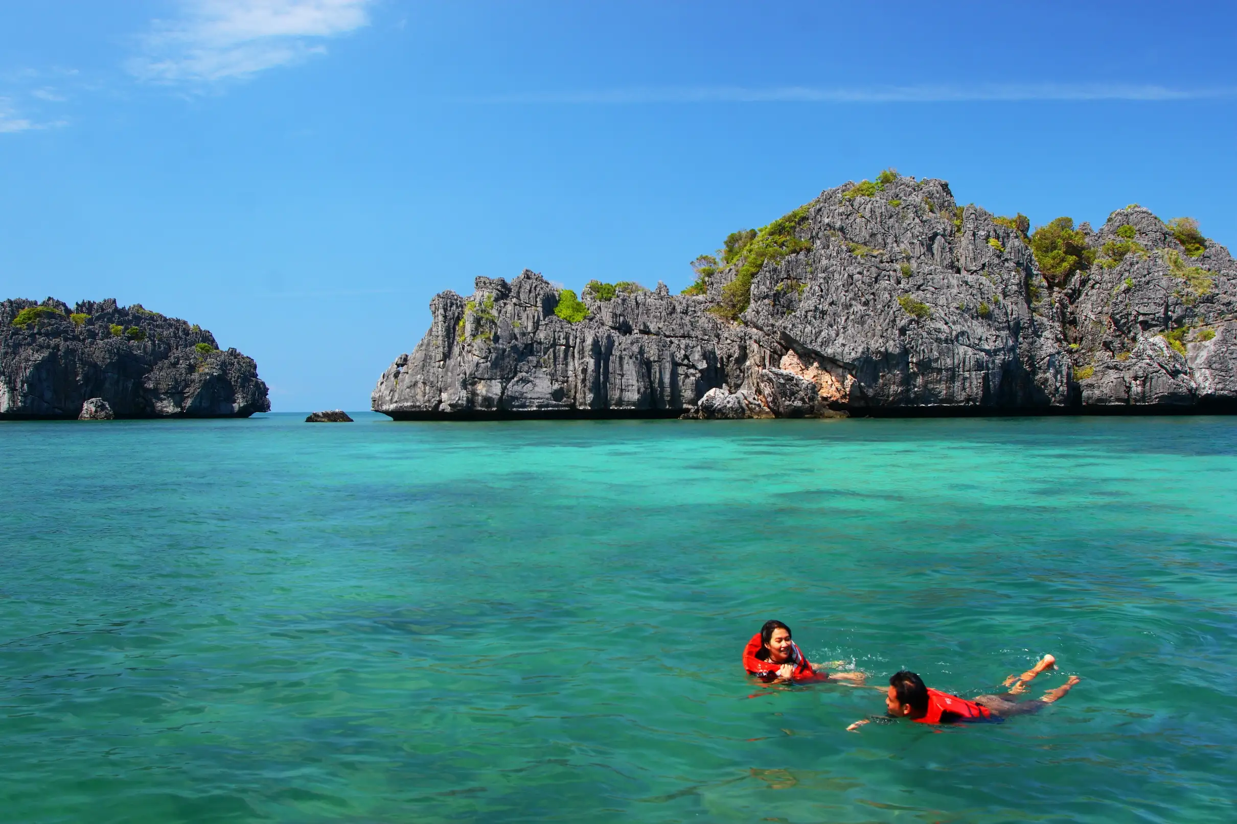 Ang Thong National Marine Park Speedboat Tour from Koh Samui