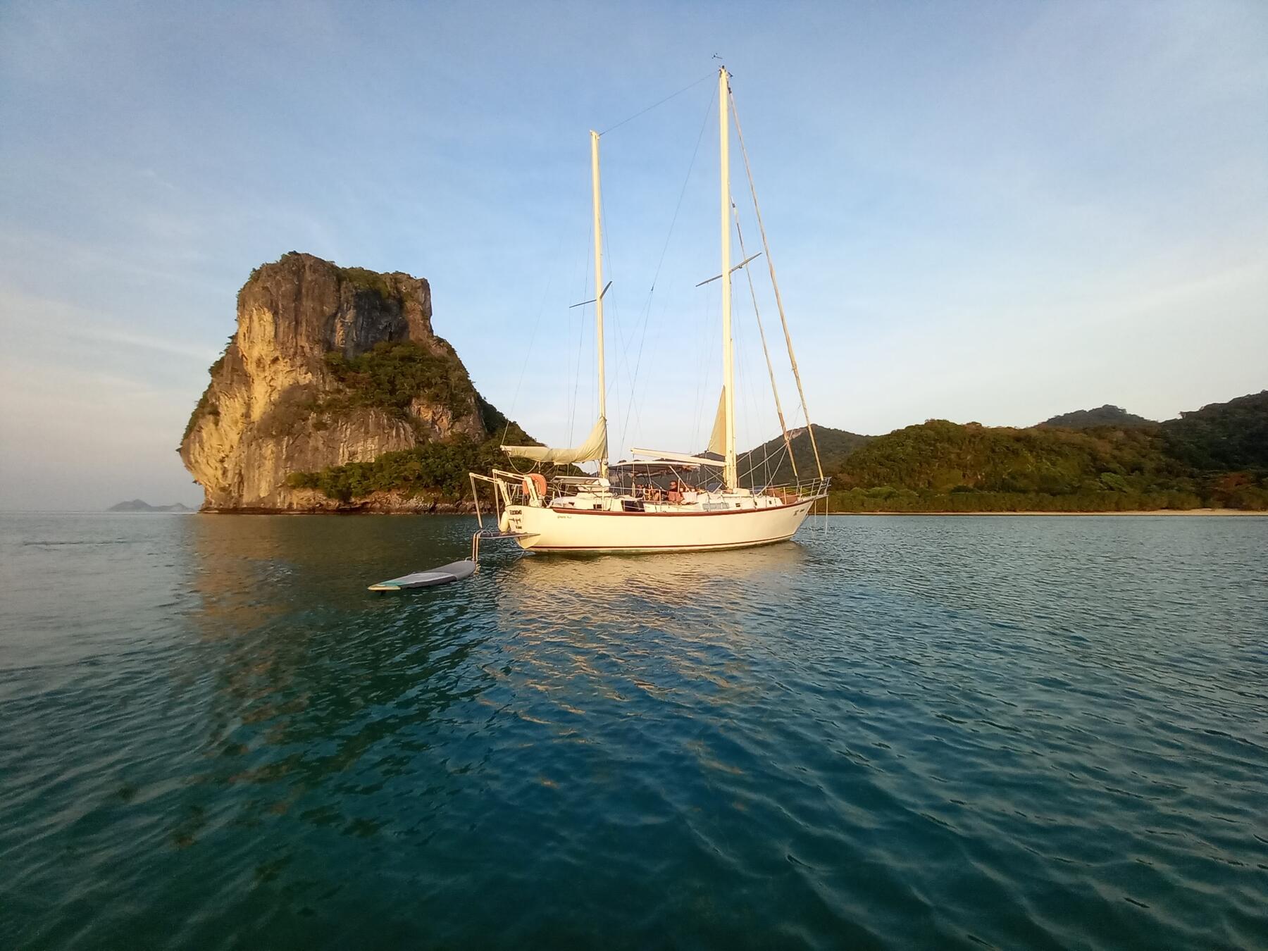 Geronimo 44ft Private Sailing Yacht Charter in Koh Samui