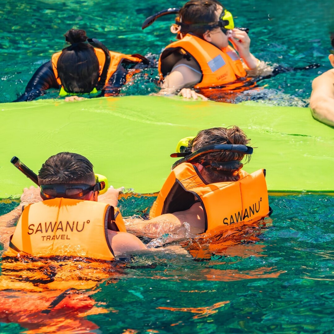 Phi Phi ,Maya,Bamboo:Power Catamaran Day Trip-All Exculsive