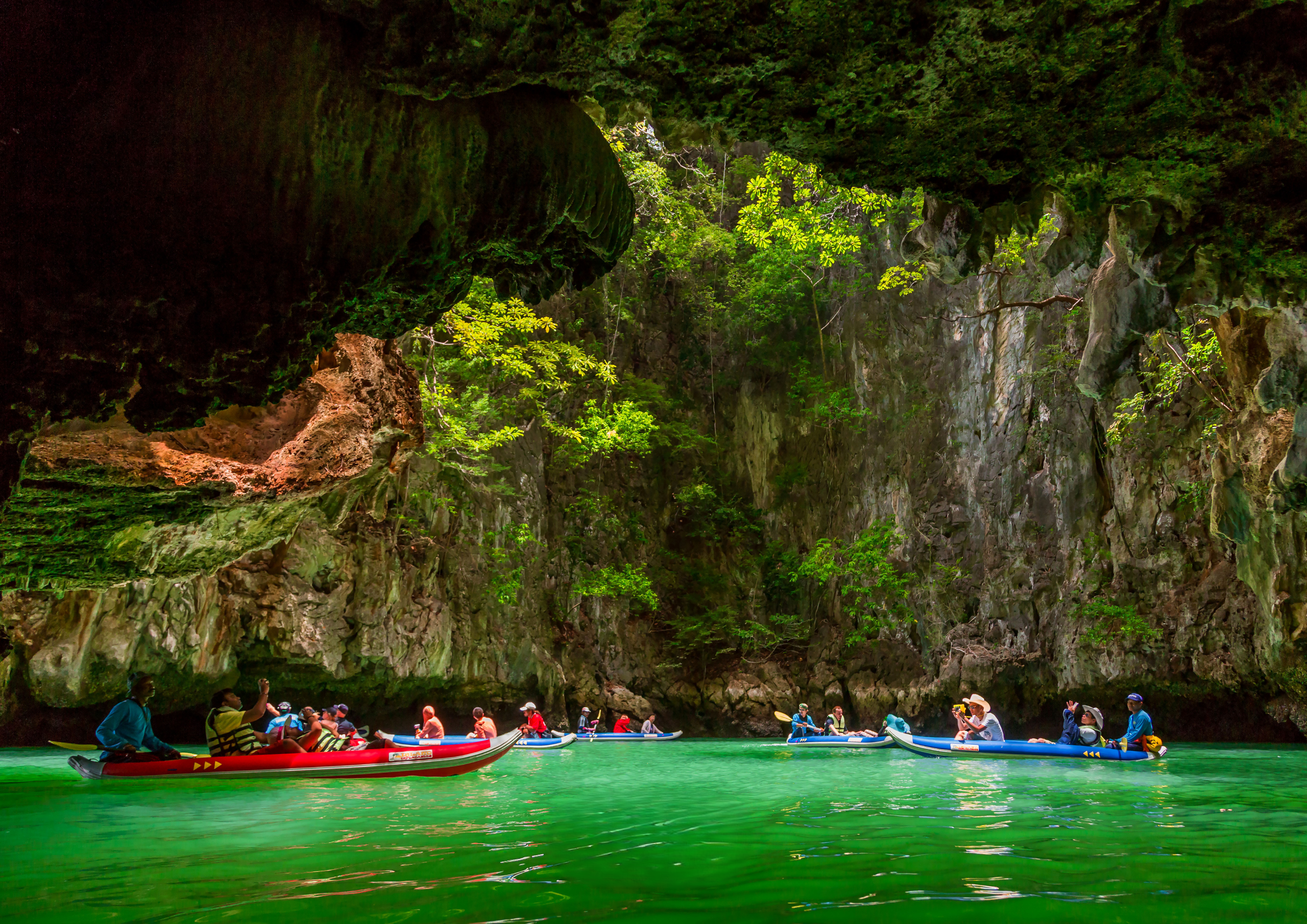 James Bond & Hong Island By Power Catamaran -All Exclusive