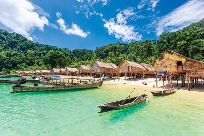 Surin island