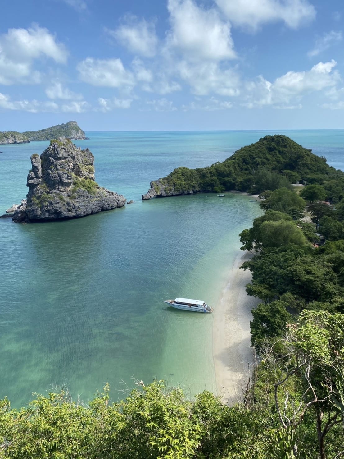 Angthong National Marine Park by speedboat 