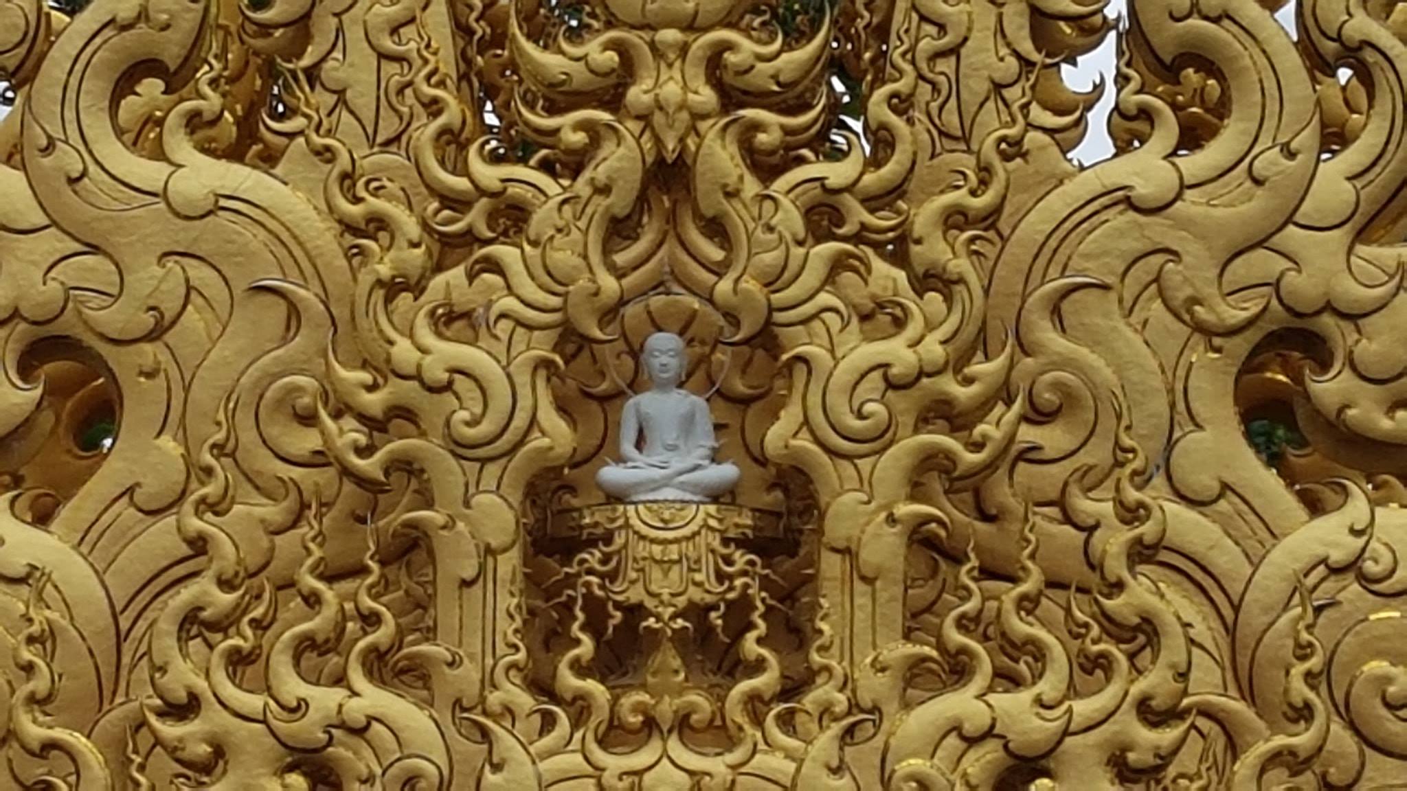 One day tour Chiang Rai. 