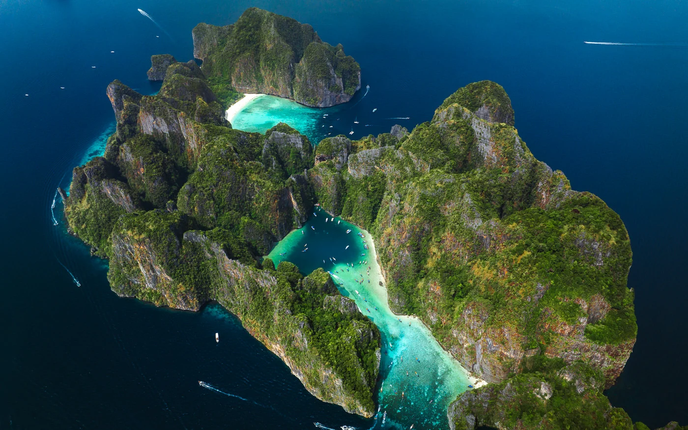 Phi Phi islands tour from Krabi by Thalassa Tour